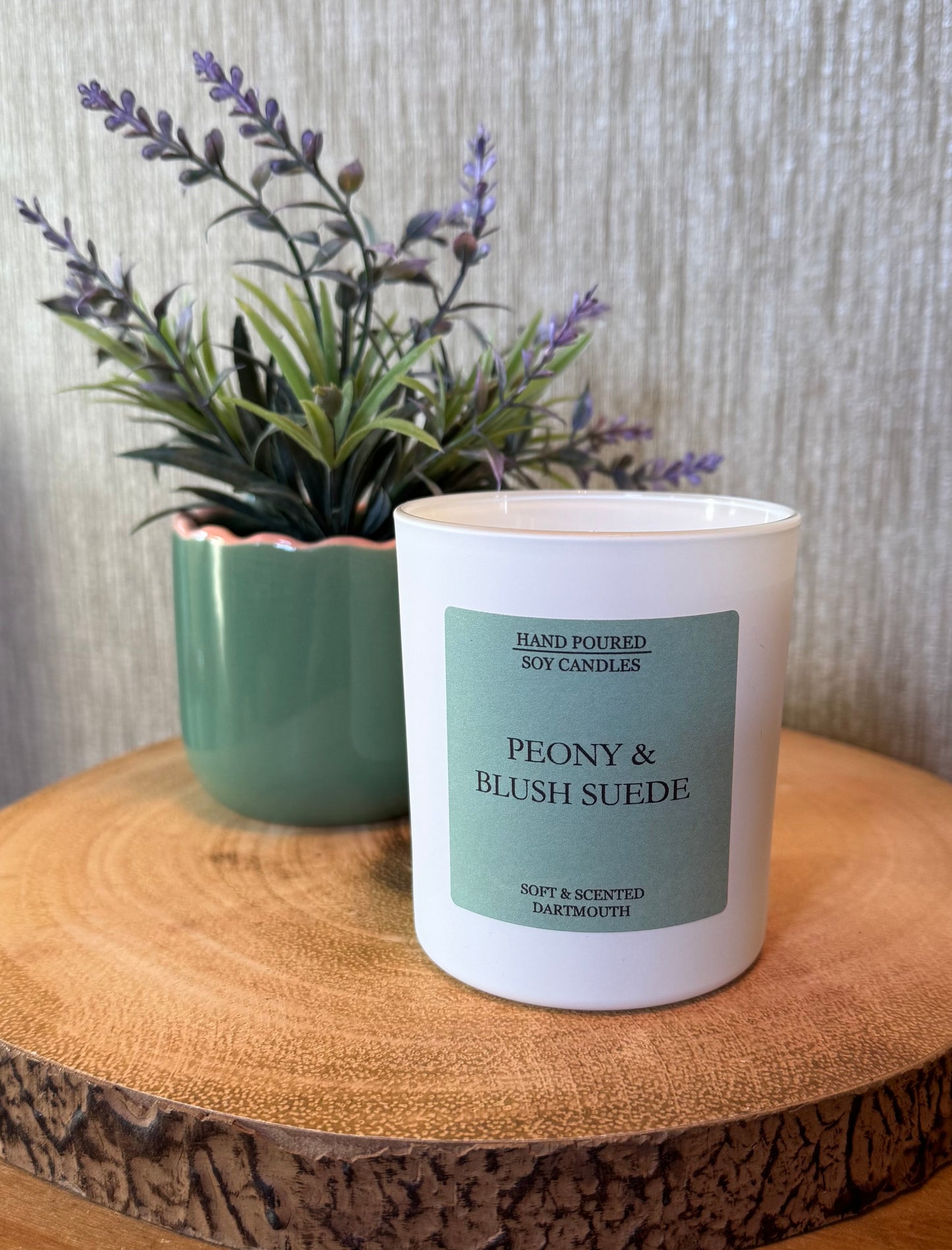 30cl Peony & Blush Suede Candle