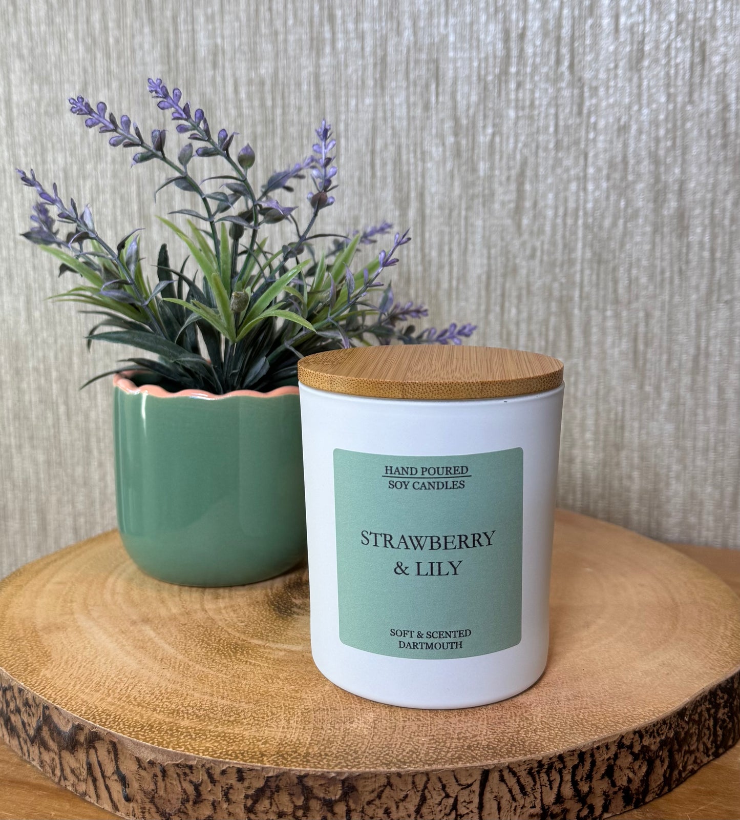 30cl Strawberry & Lily Candle