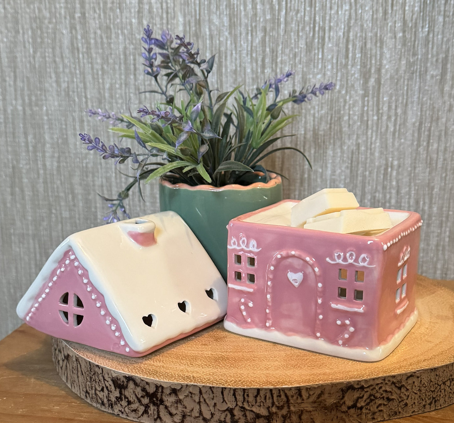 Pink Gingerbread House Wax Warmer
