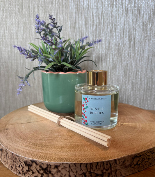 Winter Berries Reed Diffuser