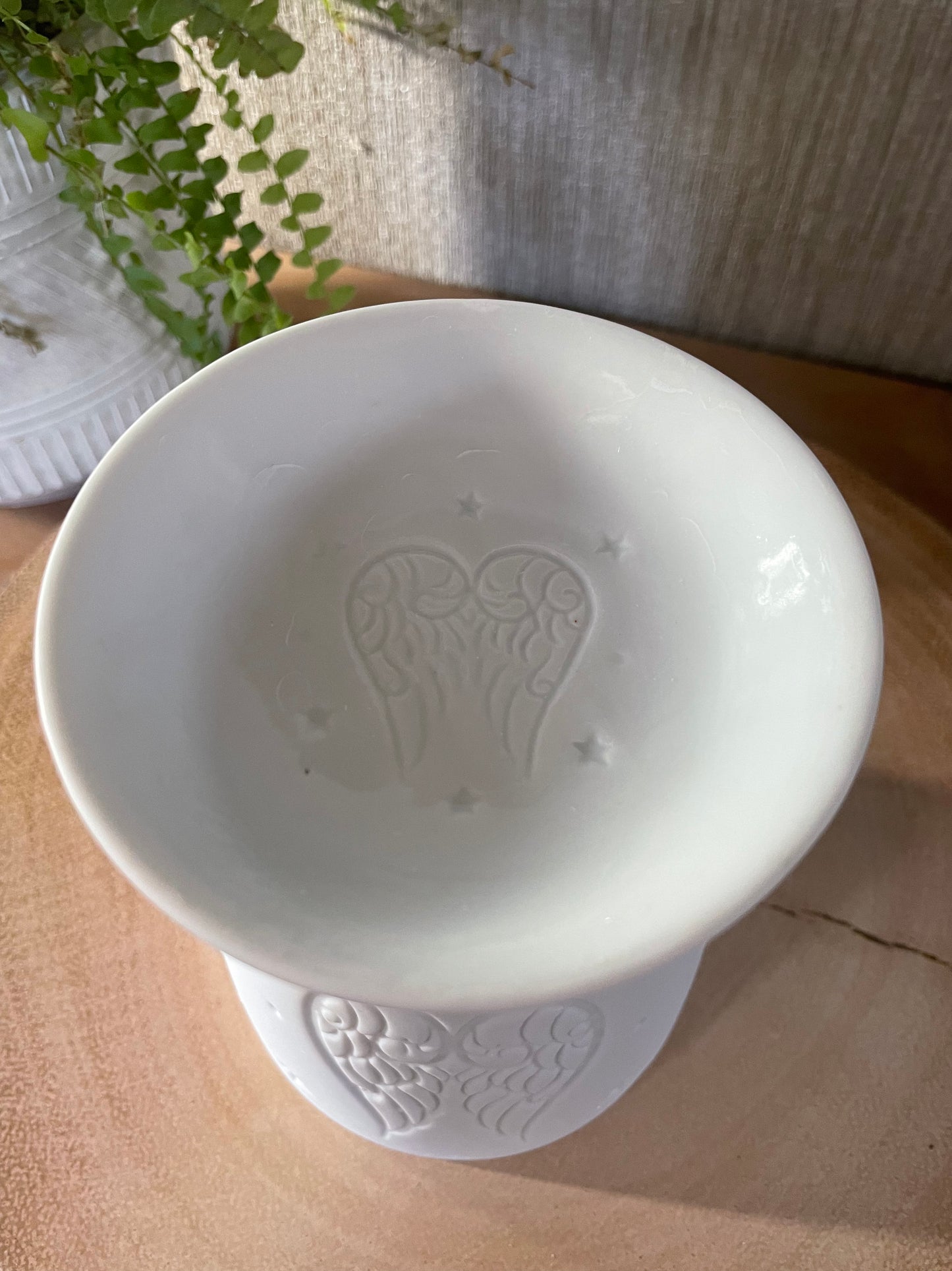 White Ceramic Angel Wings Wax Warmer