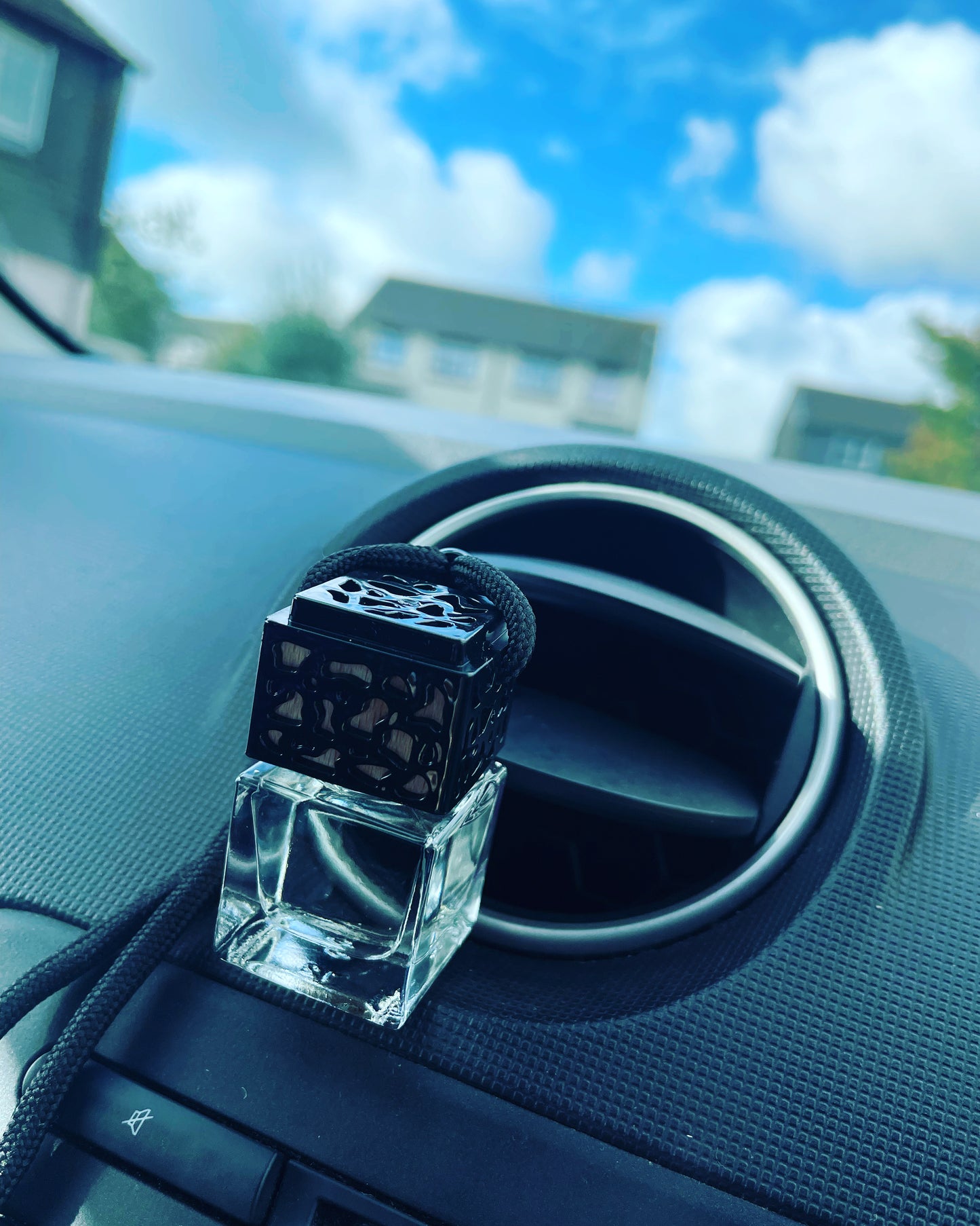 Oriental Musk Luxury Car Diffuser